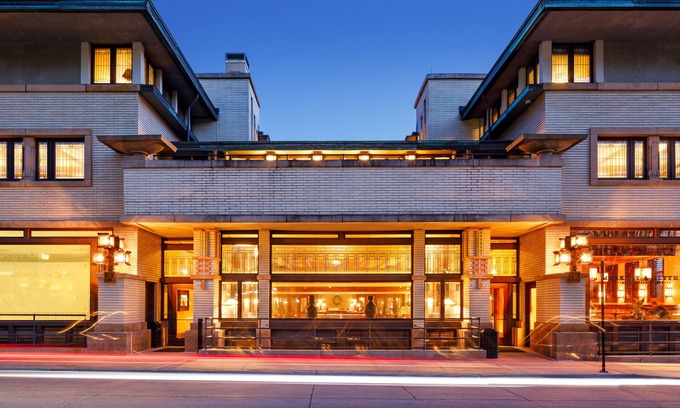 Mason City Hotel | Historic Park Inn Hotel: 9.4/10 Rated with Pool & Dining