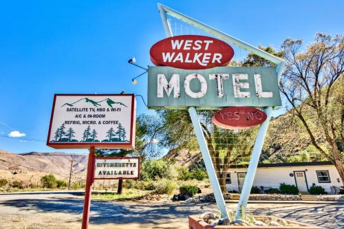 Walker Hotel | Historic West Walker Motel: Pet-Friendly & Family Welcome