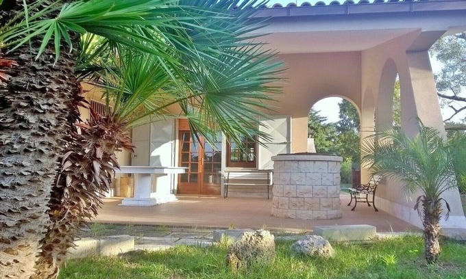 Carovigno House | Discover The Home of Giudith: Rated 9.4 with Spa & Hot Tub