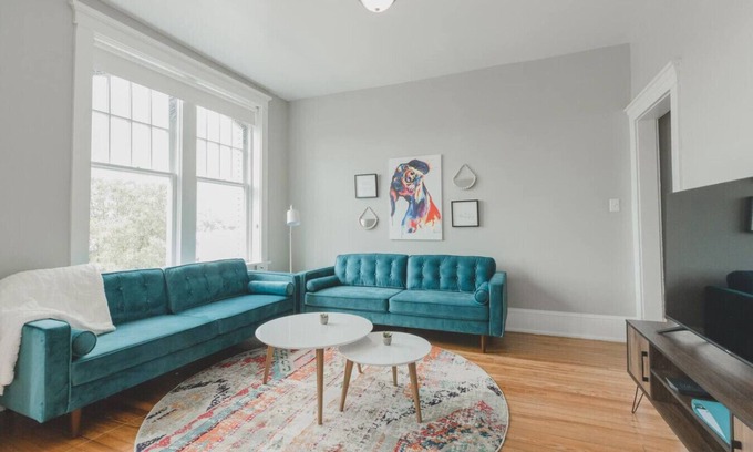 Martinsburg Apartment | The Home Suite Home 2 bedroom Apartment