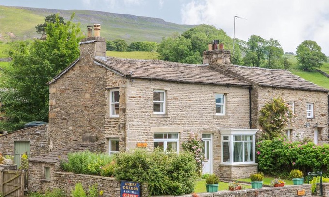 Hawes House | Family-Friendly Stay at The Homestead - 4 Star Excellence