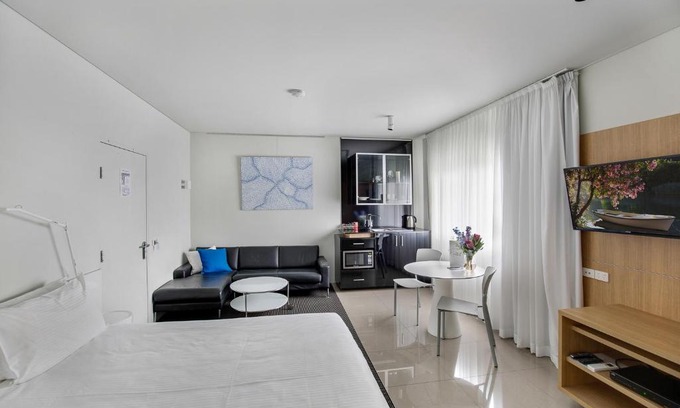 Central Mudgee Hotel | Discover The Horatio Motel Mudgee: 4-Star Comfort Awaits