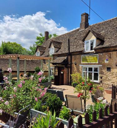 North Luffenham Bed & Breakfast | Comfortable Stay at The Horse and Panniers Guest House
