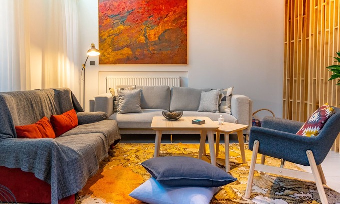 Kerameikos Apartment | Explore The HostMaster Gazi La Grande Maison with Spa & Hot Tub