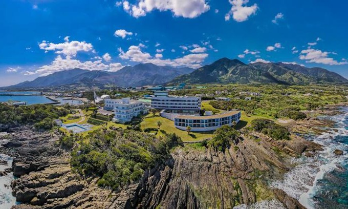 Miyanoura Hotel | Discover THE HOTEL YAKUSHIMA: Ocean & Forest Retreat