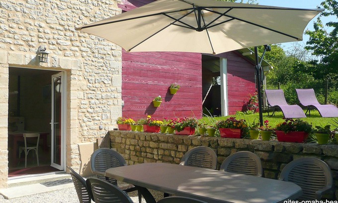 Mandeville-en-Bessin House | Ideal Accommodation for 10 with Oceanfront Views