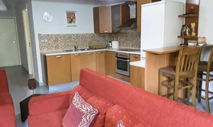 Oraiokastro Apartment | Nature Retreat: Highly Rated Family-Friendly Getaway