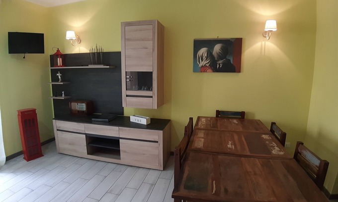 Ronciglione House | Cozy Getaway: The House in the Village for Family Fun