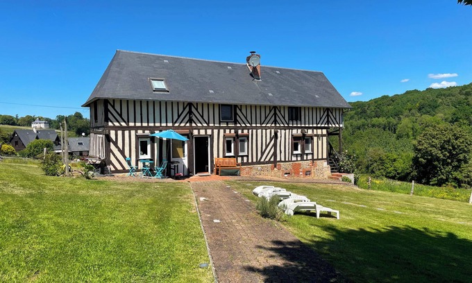 Asnieres Villa | Experience La Maison de la Vallée: 10/10 Guest Rated Escape