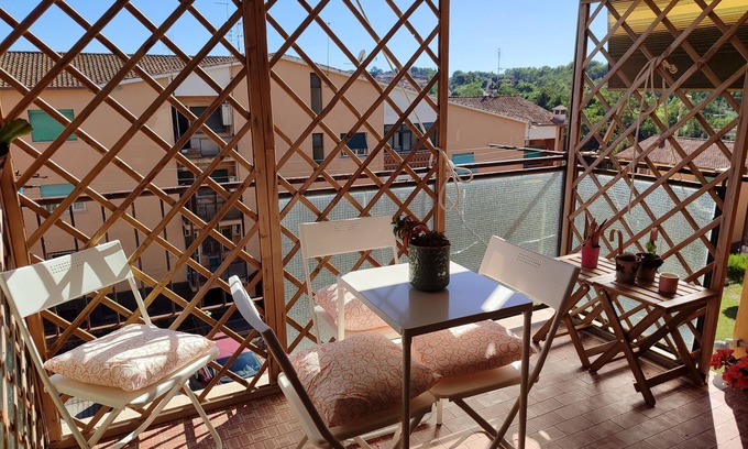 Zona XXXIII Acilia Sud Apartment | Perfect Retreat: The House in the Village for Families & Pets