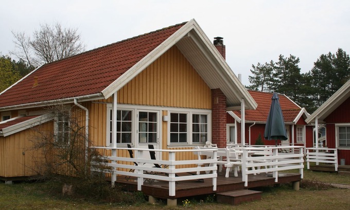 Userin House | Tranquil Retreat at Müritz National Park with Pool & Ocean View