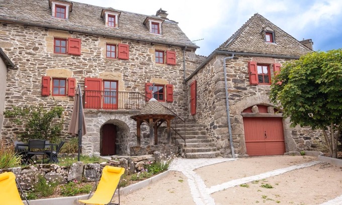 Les Salces House | The House - LES SALCES
