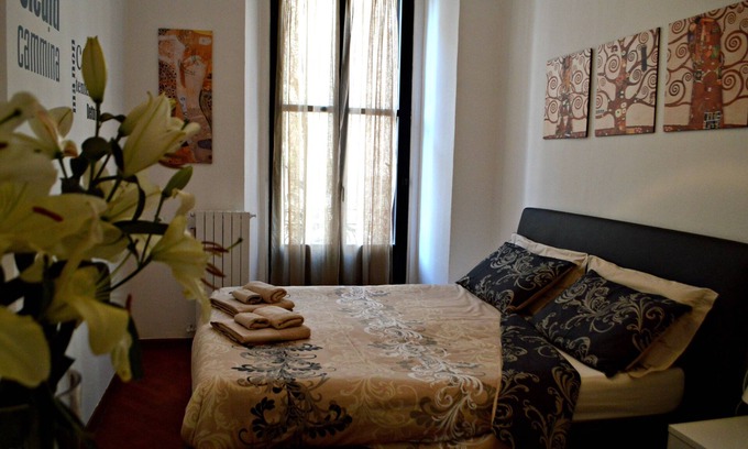 Central Station Apartment | Top-Rated Cozy Apartment Near Central Station with Spa