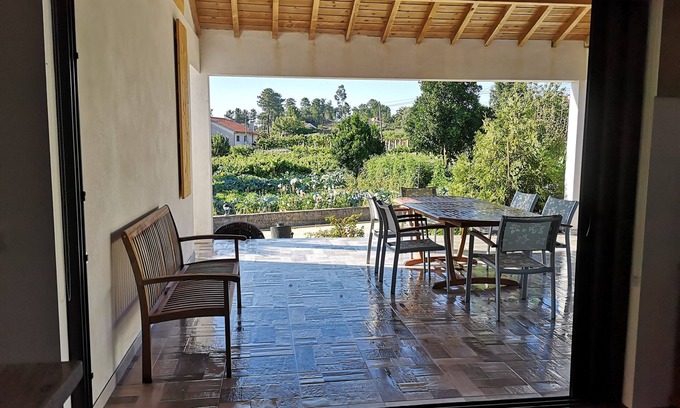 Valenca House | Discover The House of Puddles: Your Budget-Friendly Retreat