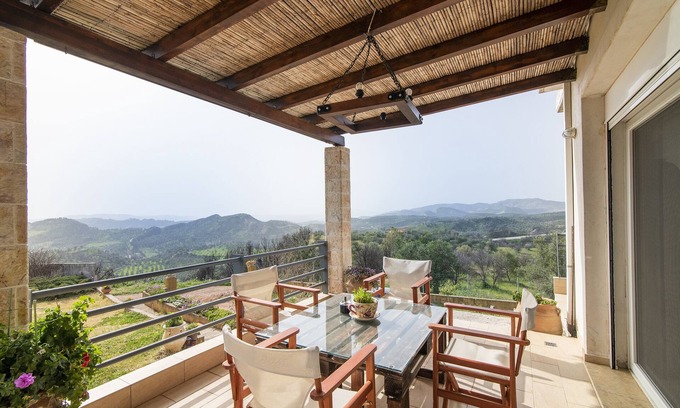 Archaia Olympia House | Top-Rated Retreat at The House Olympia in Beautiful Greece