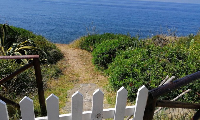 Acciaroli House | Oceanfront Retreat at The House on the Cliff - 10/10 Rated