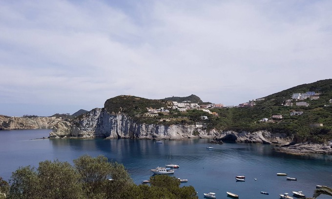 Le Forna House | Ocean View Retreat: The House on the Sea Ponza, 10/10 Rating