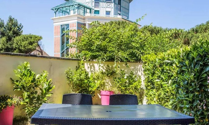 Port Guillaume Villa | Relax at Port Guillaume Houses - 3 Room Retreat for Families
