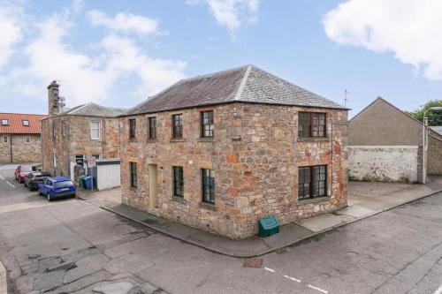 Anstruther Apartment | Pet-Friendly Howff: 2-Bed Apartment in Anstruther