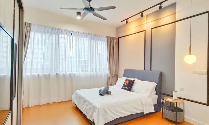 Petaling Jaya Apartment | Pet-Friendly Getaway at The Hub SS2 with Pool & Breakfast