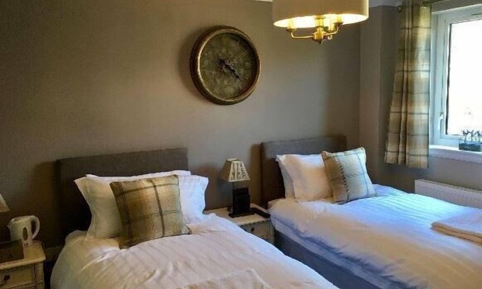 Dumfries Bed & Breakfast | Exceptional Stay at The Huntingdon B&B with Breakfast & More