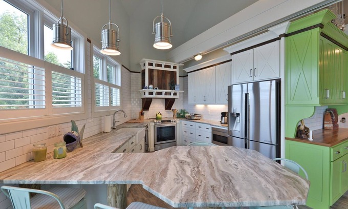 Prospect House | Unforgettable Captain's Nest on the Ohio River with Breakfast