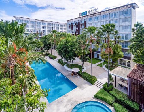 Ban Lam Rua Taek Hotel | Relax at The Idle Hotel and Residence with Ocean Views