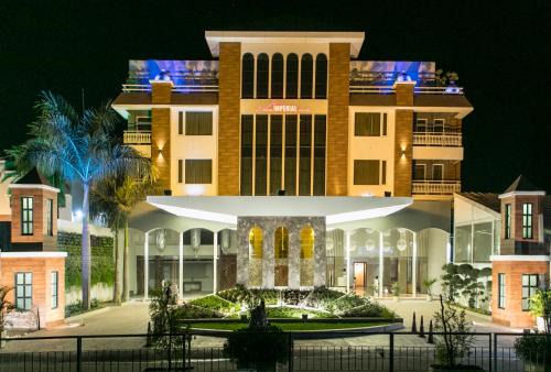 Ujjain Hotel | Experience Comfort at The Imperial Grand Hotel