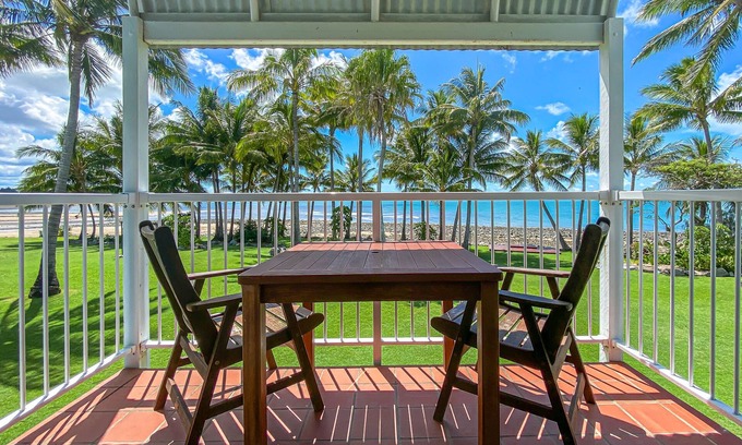 Dolphin Heads Apartment | Experience The Indulgence @ Dolphin Heads with Ocean View