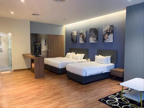 Taman Bukit Pantai Apartment | Affordable Stay at The Infinite - Bangsar Trade Centre