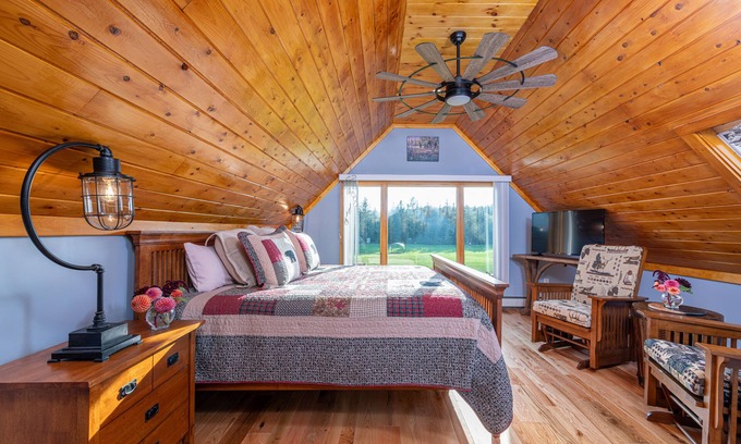 Milan Bed & Breakfast | Experience Bliss at The Inn at OxBow Acres with Pool & Dining