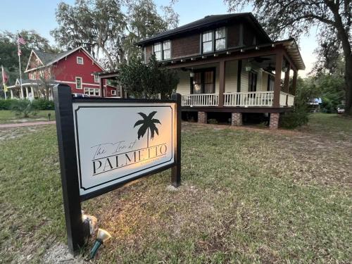 Putnam Hall Bed & Breakfast | Relax at The Inn at Palmetto with Family-Friendly Dining