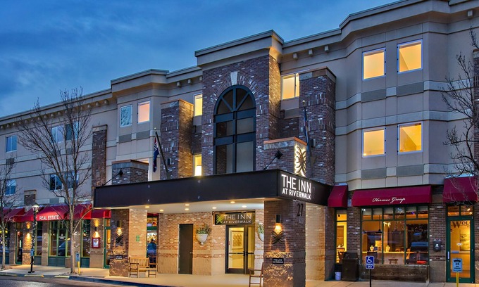 Edwards Hotel | Elegant Getaway at The Inn at Riverwalk with Spa & Pool