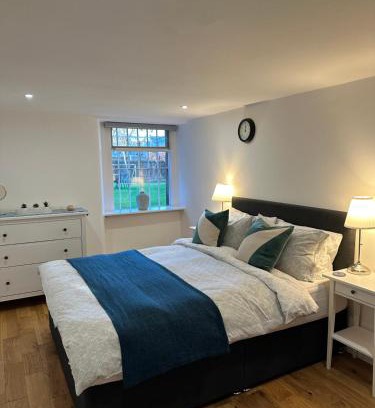 Ellemford Apartment | Family-Friendly Stay at The Inverleither Hotel