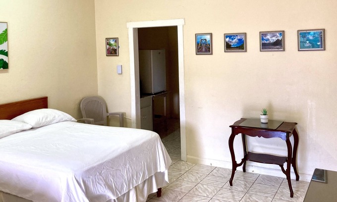 Montego Bay Hotel | Guest Rated: The Irie Inn Apt #2 with Breakfast Included