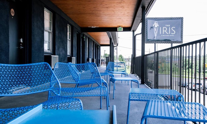 Berry Hill Hotel | Eco-Friendly Comfort at The Iris Motel - Rated 8.6/10
