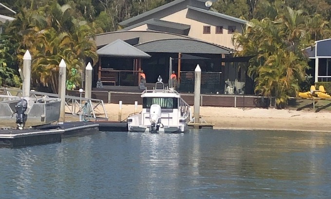 Gold Coast House | Experience The Islander: Oceanfront Bliss & 9.8 Rating