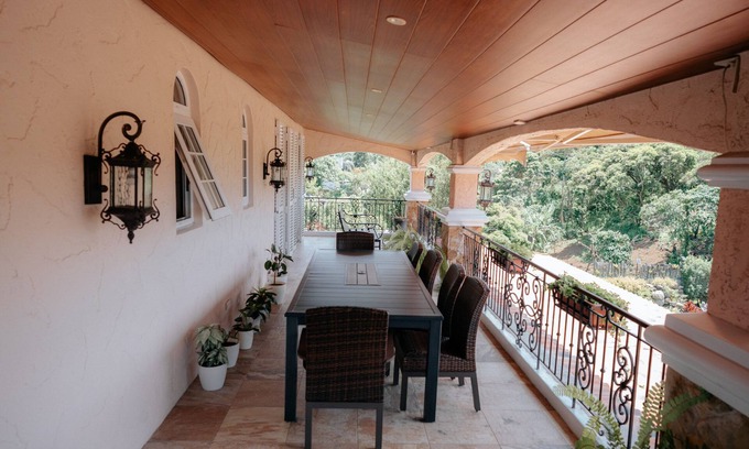 Tagaytay Villa | Elegant Italian-Inspired Palazzo by Villa D'Este Tagaytay