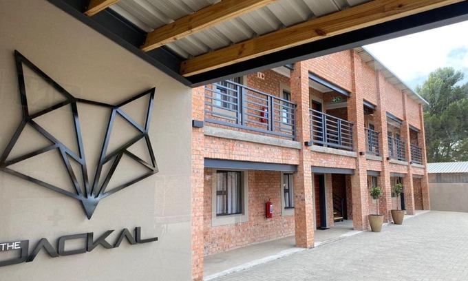 Aliwal North House | Budget-Friendly Getaway at The Jackal Guesthouse 9.1/10