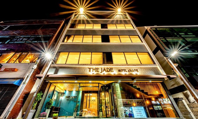 Hwasun Hotel | Discover The Jade Hotel: Family-Friendly Retreat Awaits