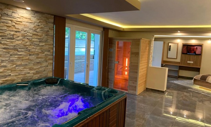 Miskolc-Tapolca House | Relax in The Jakuzzi Room Miskolctapolca - 4 Star Retreat