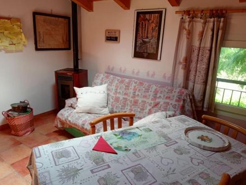 Castel San Pietro Terme Apartment | Discover The Jasmine House: Family and Pet-Friendly Retreat