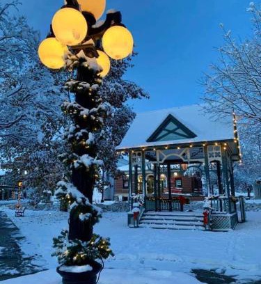 Hammondsport Apartment | Family-Friendly Jenny Suite at The Village Tavern Inn
