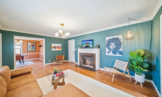 Turner Park House | The Jimi Hendrix Experience