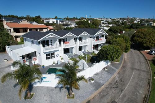 Plettenberg Bay Apartment | Oceanfront Bliss at The Joneses - 4-Star, Perfect Score