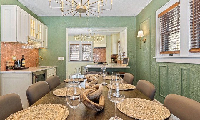 Iowa City House | The Josephine