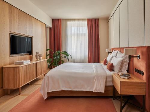 Nove Mesto Hotel | Discover The Julius Prague: 5-Star Comfort Awaits