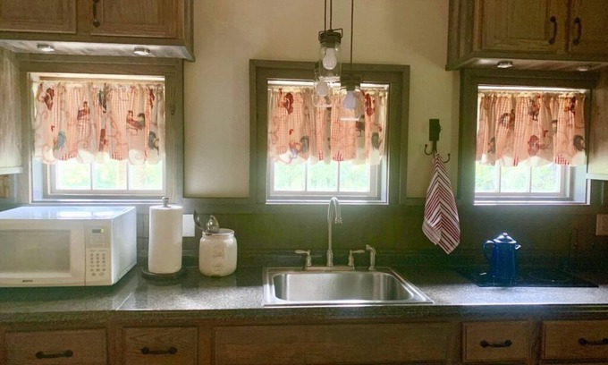 Robbinsville Apartment | The Junebug Studio