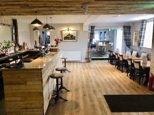 Pathhead Bed & Breakfast | Explore The Juniperlea Inn: Pet-Friendly & Family-Oriented