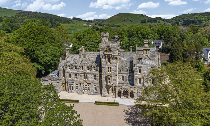 Newland Near Ulverston House | Experience The Kennedy House: Pet Friendly Retreat in Ulverston
